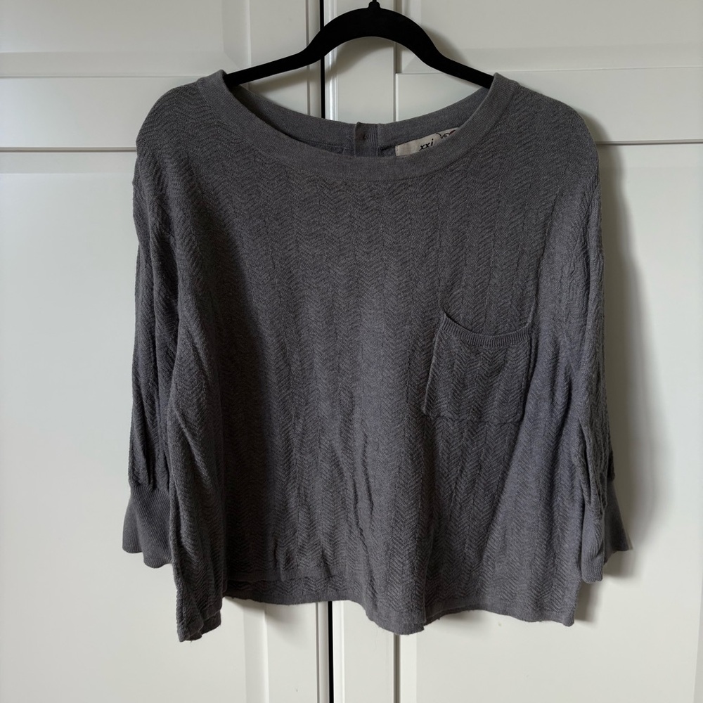 FOREVER 21 Gray sweater crop Top